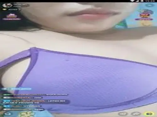 Gadis Viana Live Show Bigo Pamer Memek Becek