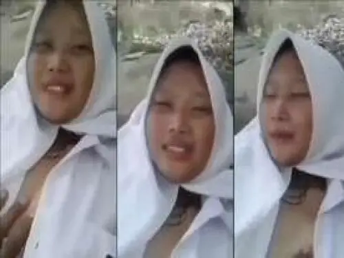 Skandal Jilbab Berani Ngentot Outdoor Di Sungai