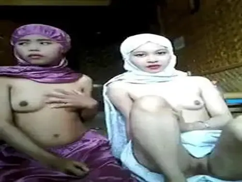 Ukhti Hijab Putih Ungu Live Pamer Memek Becek